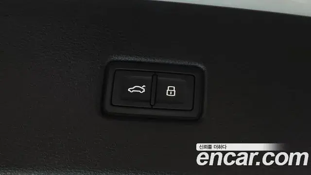 Audi Q5 2023 — Фото 19/20