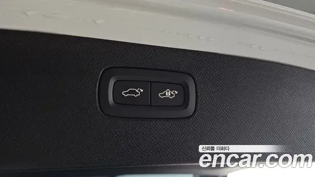 Volvo XC90 2025 — Фото 20/20