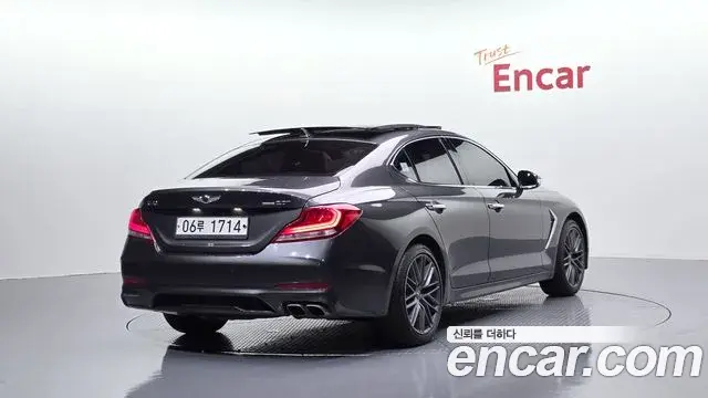 Genesis G70 2018 — ფოტო 34/34