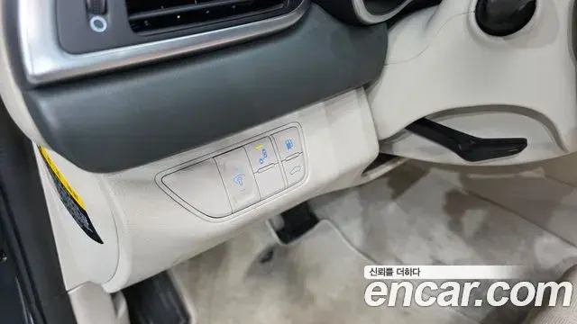 Genesis G70 2018 — ფოტო 33/34