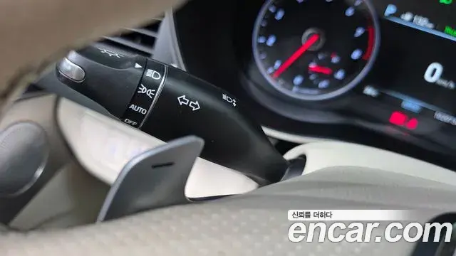 Genesis G70 2018 — ფოტო 15/34