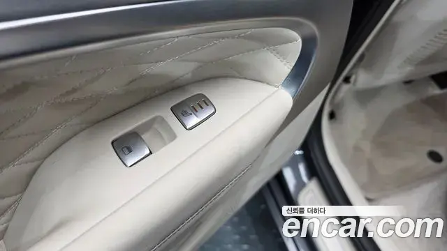 Genesis G70 2018 — ფოტო 8/34