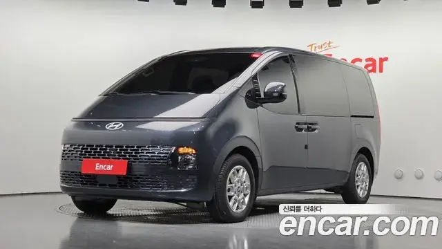 Hyundai Staria 2024 — Фото 1/20