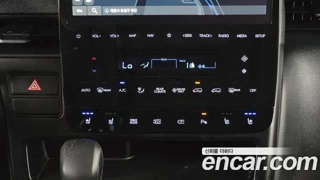 Hyundai Staria 2024 — Фото 18/20