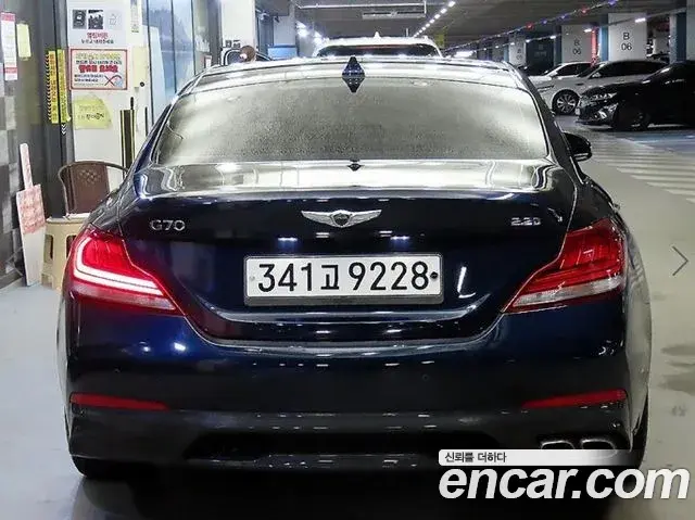 Genesis G70 2018 — Şəkil 11/20