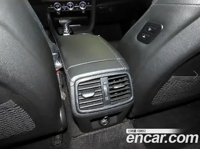 Genesis G70 2018 — Şəkil 9/20
