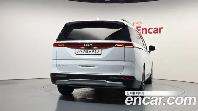 Kia Carnival 2023 — Фото 4/20
