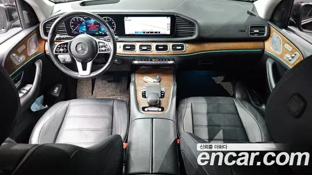 Mercedes-Benz GLE-Class 2019 — Фото 6/20