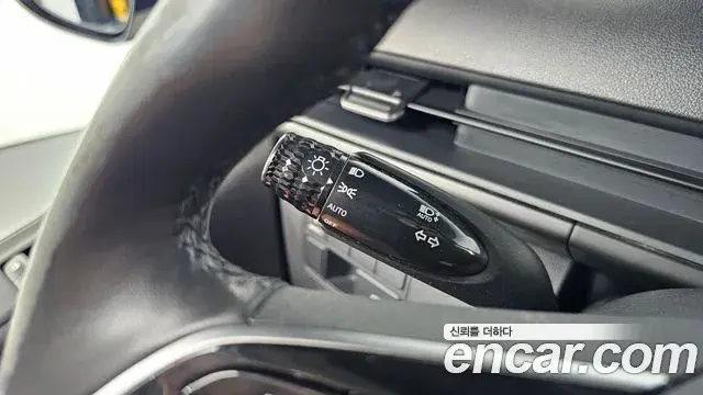 Hyundai Staria 2022 — Фото 12/20