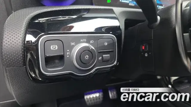 Mercedes-Benz A-Class 2025 — Фото 14/20