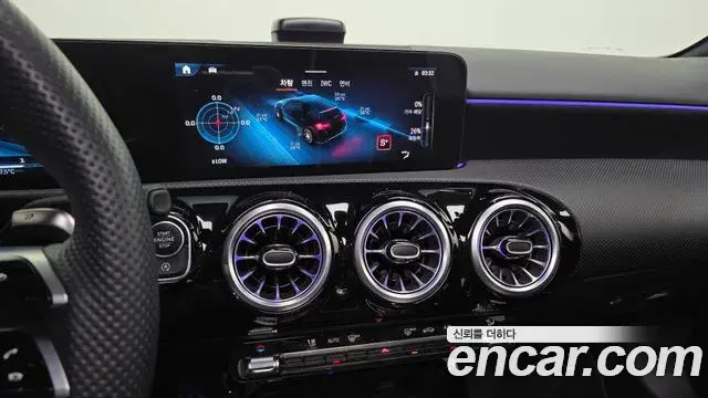 Mercedes-Benz A-Class 2025 — Фото 17/20
