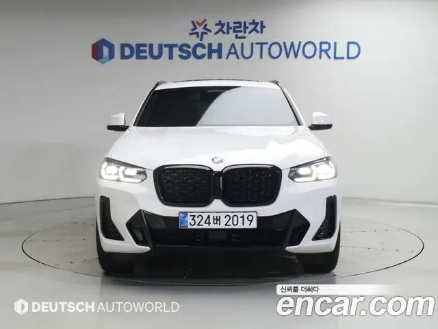 BMW X4 2025 — Фото 2/20