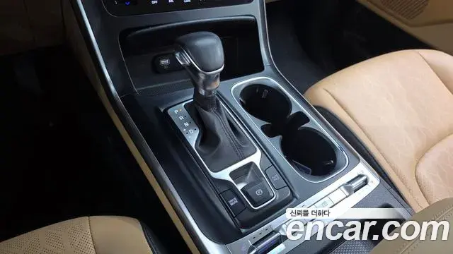 Kia Carnival 2022 — Фото 9/20