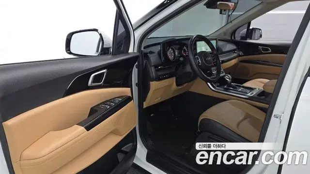 Kia Carnival 2022 — Фото 10/20