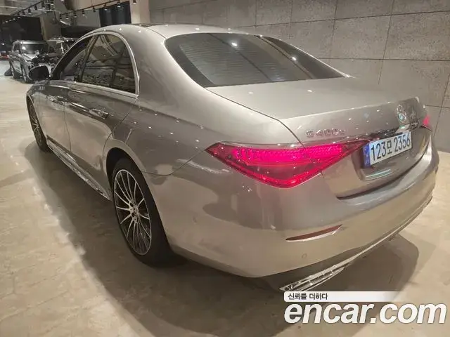 Mercedes-Benz S-Class 2022 — Фото 15/20