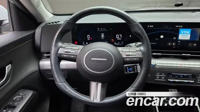 Hyundai Kona 2023 — Фото 14/20