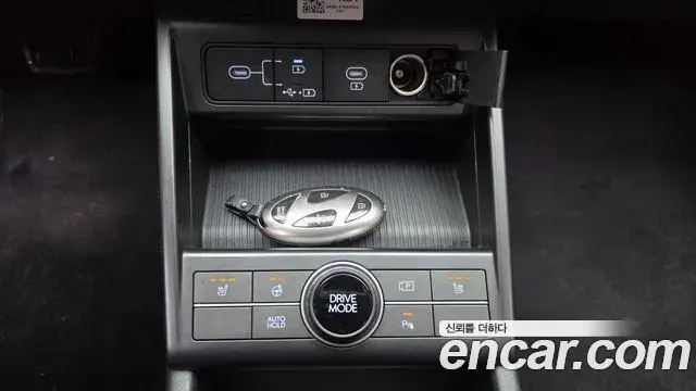 Hyundai Kona 2023 — Фото 19/20