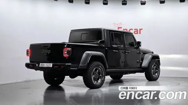 Jeep Gladiator 2021 — Фото 2/20