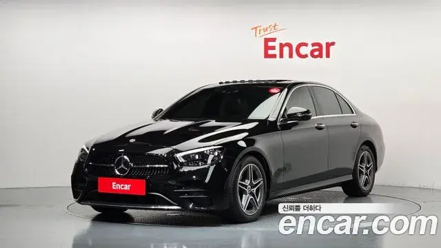Mercedes-Benz E-Class 2023 — Фото 20/20