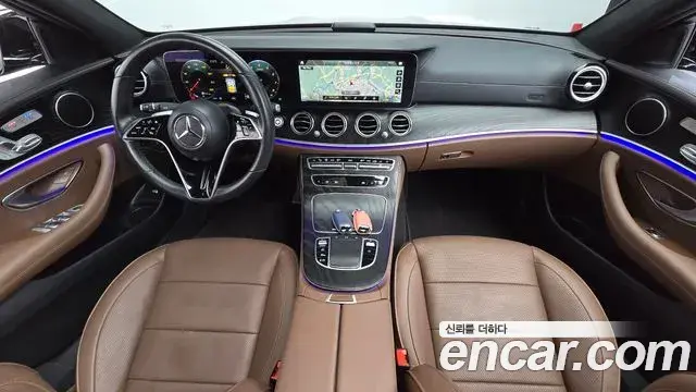 Mercedes-Benz E-Class 2023 — Фото 6/20