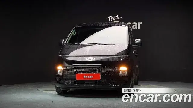 Hyundai Staria 2024 — Фото 3/20