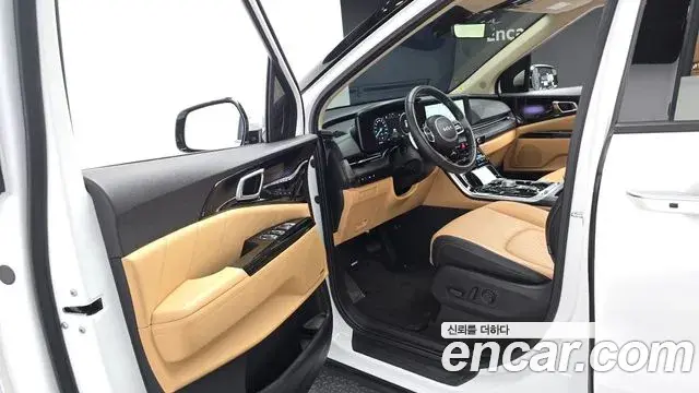 Kia Carnival 2023 — Фото 9/20