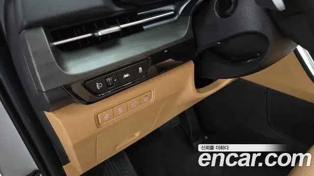 Kia Carnival 2023 — Фото 13/20