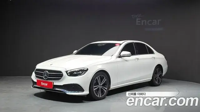Mercedes-Benz E-Class 2021 — Фото 9/20