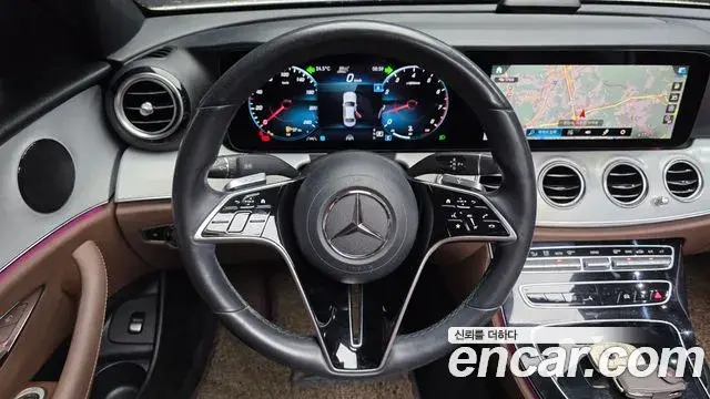 Mercedes-Benz E-Class 2021 — Фото 14/20