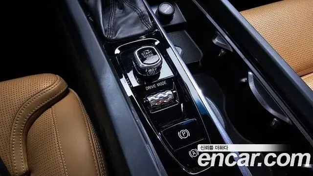 Volvo S60 2019 — Photo 11/37