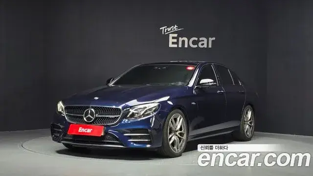 Mercedes-Benz E-Class 2019 — Фото 1/20