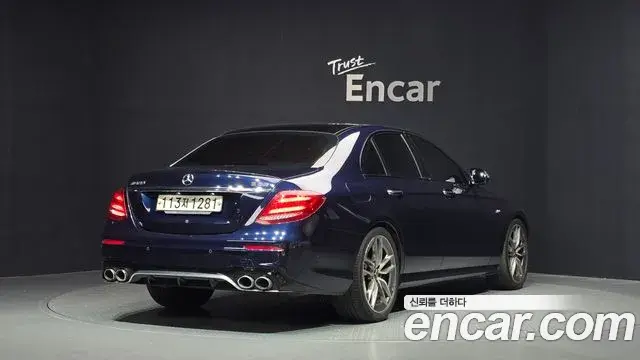 Mercedes-Benz E-Class 2019 — Фото 2/20