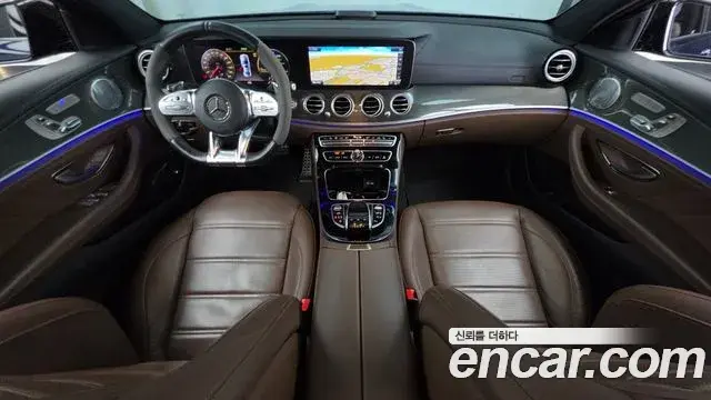 Mercedes-Benz E-Class 2019 — Фото 7/20