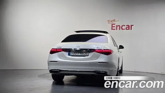 Mercedes-Benz S-Class 2022 — Фото 4/20