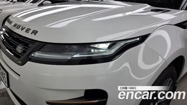 Land Rover Range Rover Evoque 2025 — ფოტო 14/31