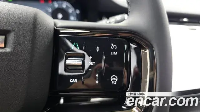 Land Rover Range Rover Evoque 2025 — ფოტო 26/31