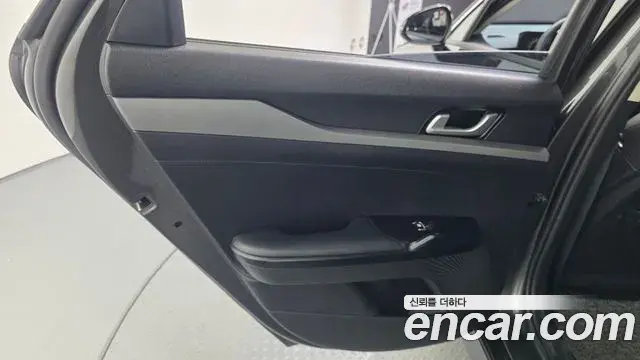 Kia K5 2024 — Photo 20/30