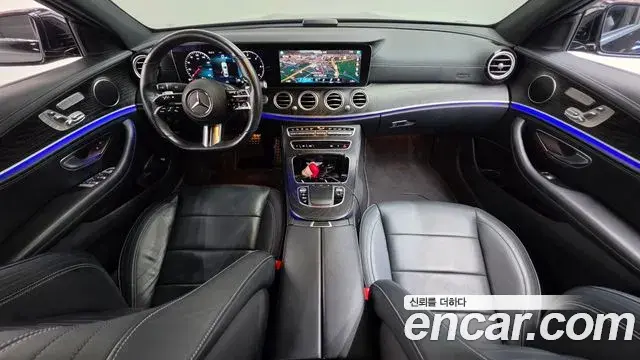 Mercedes-Benz E-Class 2021 — Фото 7/20