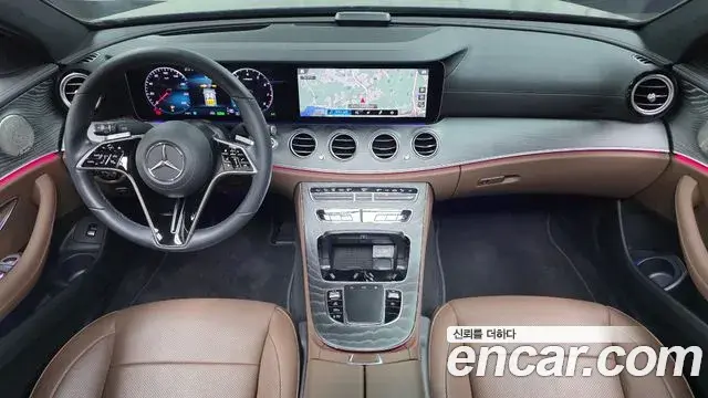 Mercedes-Benz E-Class 2022 — Фото 7/20