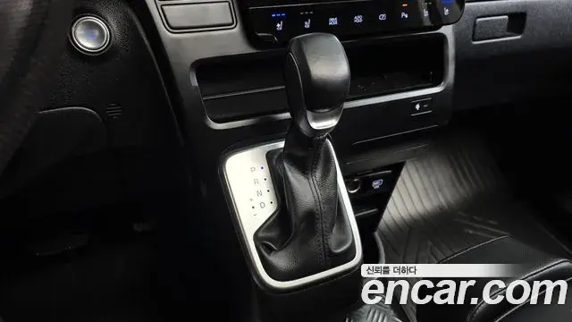 Hyundai Staria 2024 — Фото 9/20