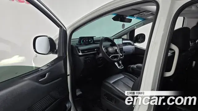 Hyundai Staria 2024 — Фото 10/20