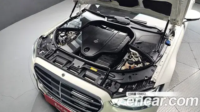 Mercedes-Benz S-Class 2021 — Фото 6/20