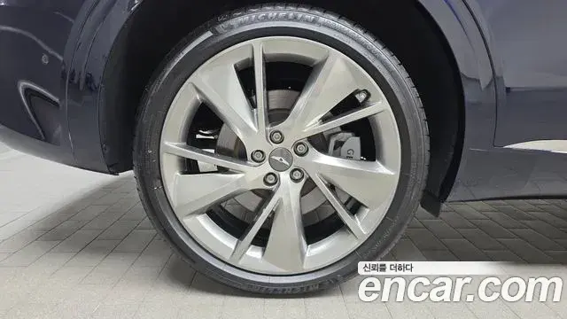 Genesis GV70 2023 — Şəkil 33/36