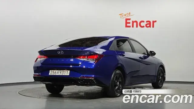 Hyundai Avante 2020 — Фото 2/20