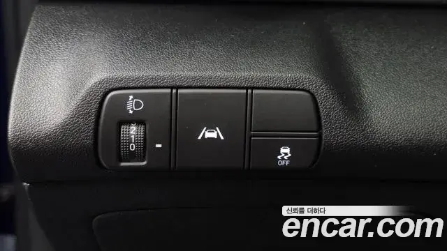Hyundai Avante 2020 — Фото 13/20