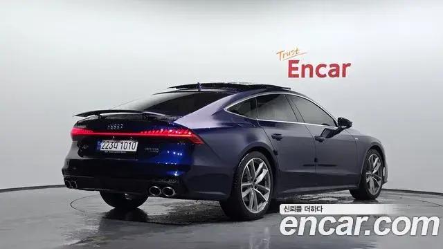 Audi A7 2020 — Фото 2/20