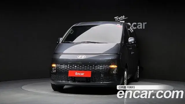 Hyundai Staria 2024 — Фото 3/20