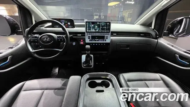 Hyundai Staria 2024 — Фото 7/20