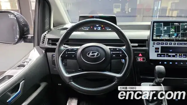 Hyundai Staria 2024 — Фото 14/20