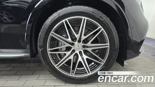 Mercedes-Benz GLC-Class 2025 — ფოტო 17/32